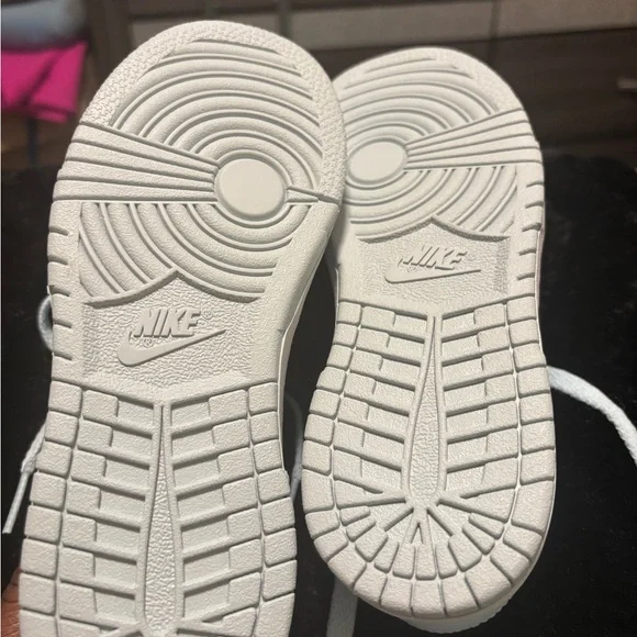 Nike “Dunks” Light Blue and White Pre-School Kids - Picture 6 of 6